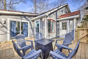 Cozy Tobyhanna Cottage with Private Hot Tub!